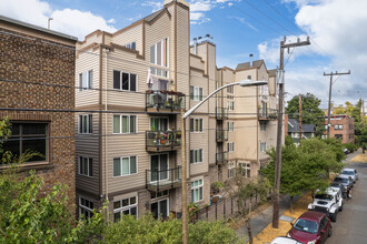 Belmont Lofts CONDO in Seattle, WA - Building Photo - Building Photo