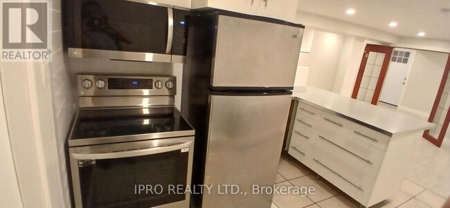 property at 64 Russett Ave