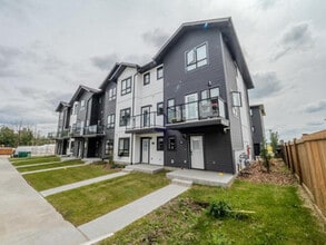 East Pine in Beaumont, AB - Building Photo - Building Photo
