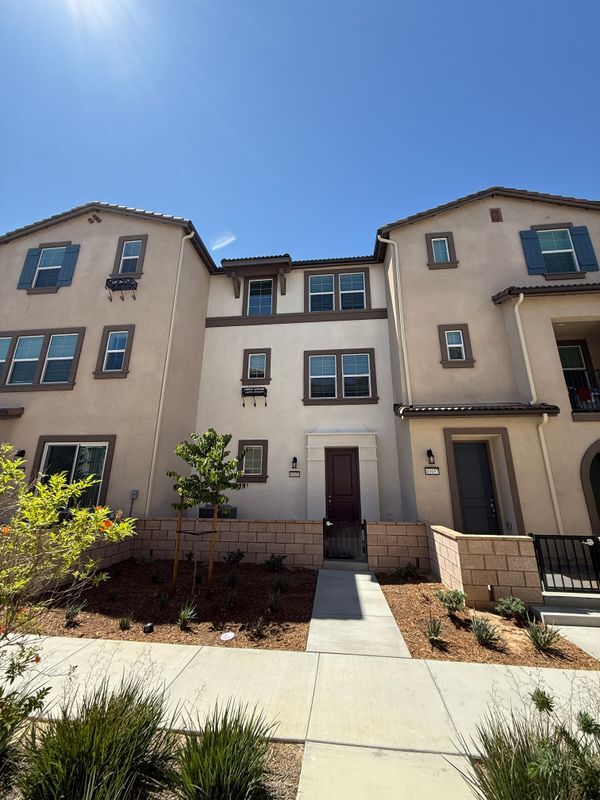 40451 Melrose Dr