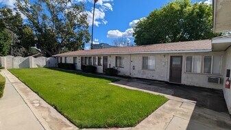 201 N Florence St, Unit 201-C in Burbank, CA - Building Photo