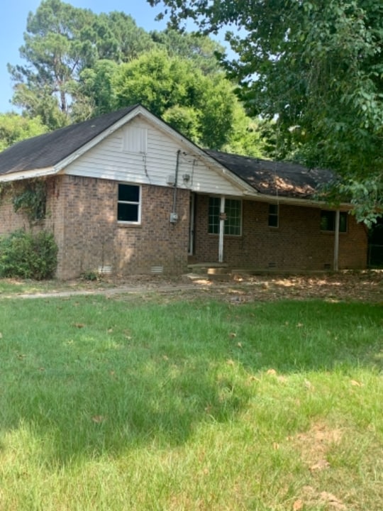 1303 S State Line Ave in Texarkana, AR - Building Photo