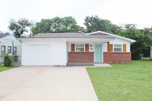property at 1110 S Hall St