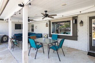 13418 Paradise Valley Dr in Houston, TX - Building Photo - Building Photo