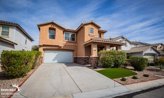 3390 Antique Rose Dr in Las Vegas, NV - Building Photo