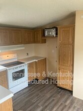 1104 Columbia Ave in Glasgow, KY - Building Photo - Building Photo