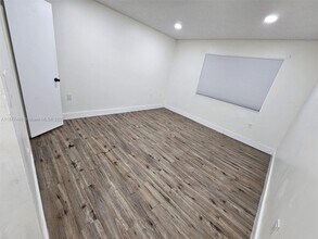 2266 SW 81st Ave in Miramar, FL - Building Photo - Building Photo