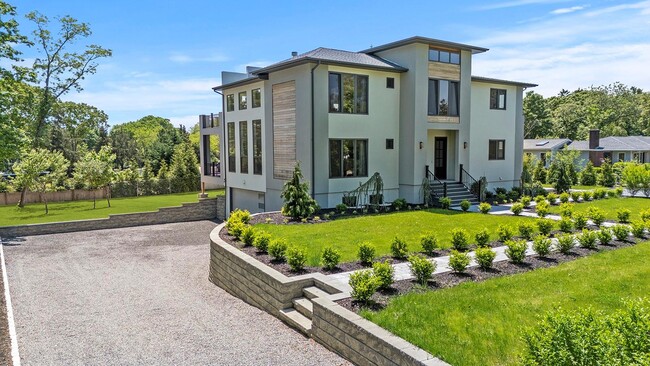property at 1001 Peconic Bay Blvd