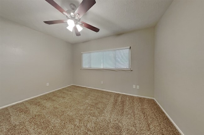 property at 4810 Ingleside Ct