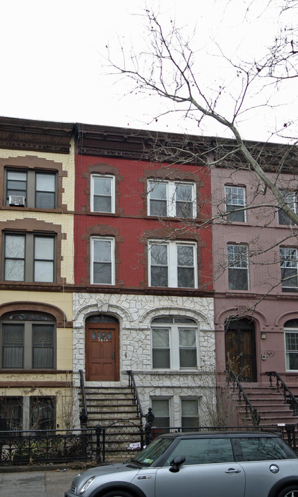 281 A Halsey St in Brooklyn, NY - Foto de edificio