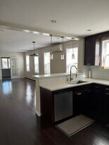 66-32-32 Booth St in Queens, NY - Building Photo