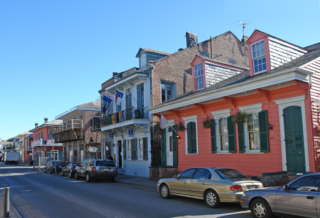 932 Bourbon St in New Orleans, LA - Foto de edificio