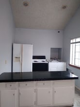 12864 Raintree Ct in Chino, CA - Foto de edificio - Building Photo