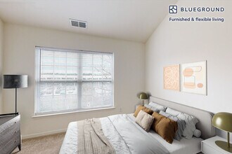 998 Stewart Ave in Garden City, NY - Building Photo - Building Photo