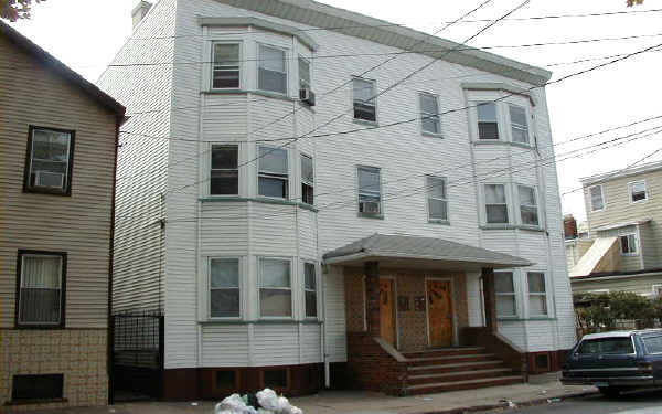 93 Niagara St in Newark, NJ - Building Photo - Building Photo