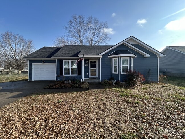 property at 3878 Roscommon Way