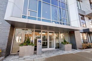 45 W 3rd St in Boston, MA - Building Photo