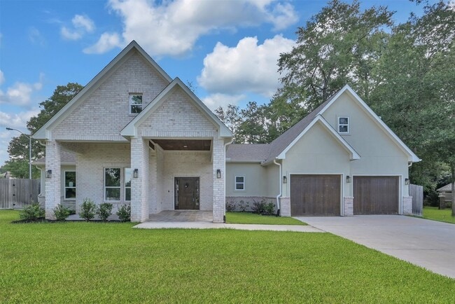 7 Pilot Point, Unit 707 in Conroe, TX - Building Photo - Building Photo
