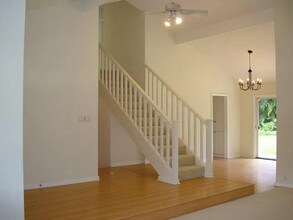 7120 Naakea St in Honolulu, HI - Building Photo - Building Photo