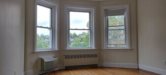40 Lancaster Terrace in Brookline, MA - Building Photo