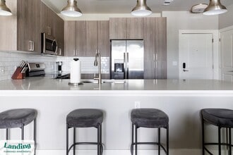 10800 Colonial Gtwy Dr, Unit 1-413 in Ft. Myers, FL - Foto de edificio - Building Photo