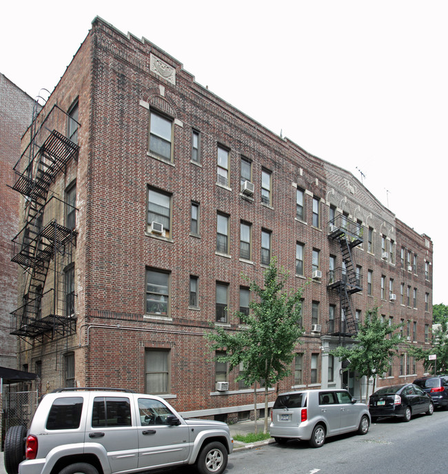 596 Argyle Rd in Brooklyn, NY - Building Photo - Building Photo