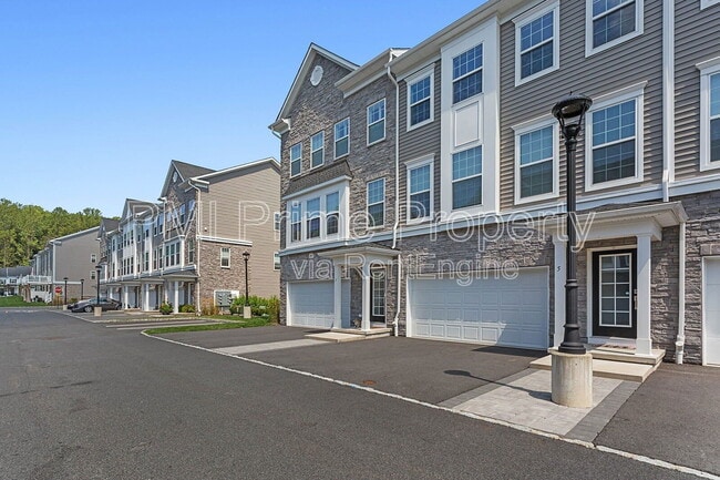 property at 5 Coogan Ct