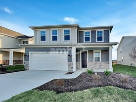 9127 Henley Ave in Reynoldsburg, OH - Building Photo