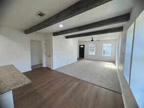 607 E Monterey St in Denison, TX - Building Photo - Building Photo