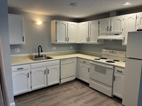 39 Smithwheel Rd in Old Orchard Beach, ME - Building Photo - Building Photo