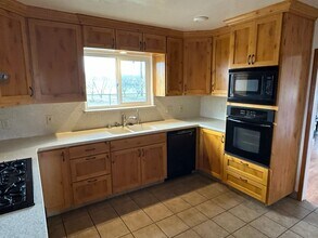 26997 Rd 164 in Visalia, CA - Building Photo - Building Photo