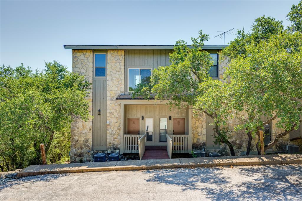 801 Grassy Knoll in Horseshoe Bay, TX - Building Photo