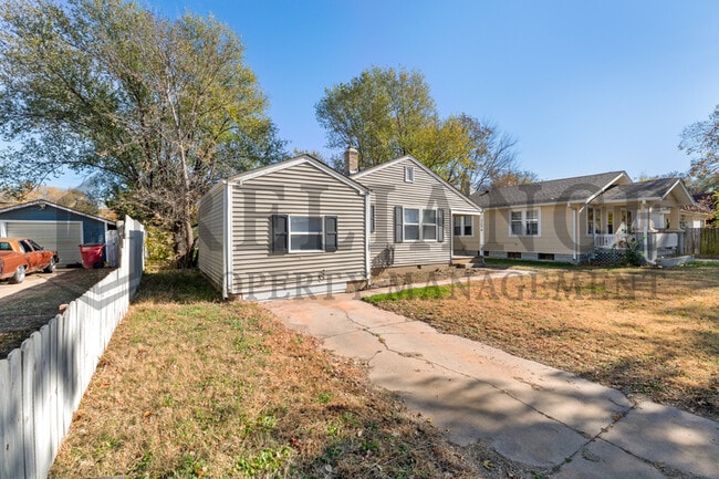 2136 S Waco Ave in Wichita, KS - Building Photo - Building Photo