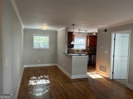 48 Peachtree Ave NE in Atlanta, GA - Building Photo