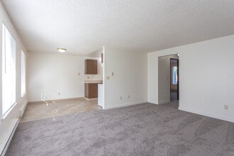 The Park at Fife in Fife, WA - Building Photo - Interior Photo