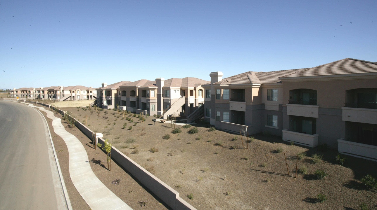 Solana in Mesa, AZ - Building Photo