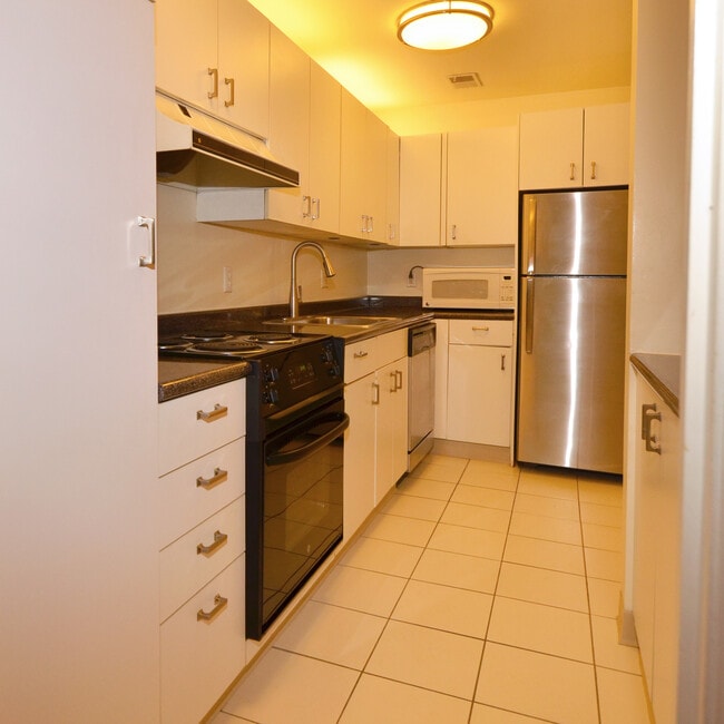 331 Denniston St in Pittsburgh, PA - Building Photo - Building Photo