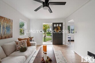 2736 Northwood Ave in Toledo, OH - Building Photo - Building Photo