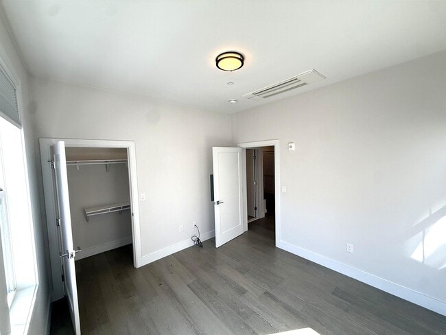 property at 24 Rush St