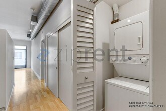 889 Date St in San Diego, CA - Building Photo - Building Photo