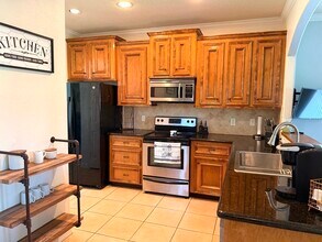 13314 Hilton Head Dr in Montgomery, TX - Building Photo - Building Photo