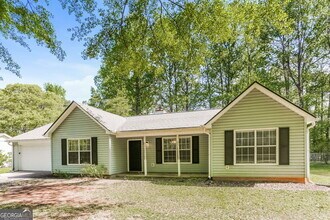 130 Harriette Dr in Stockbridge, GA - Building Photo - Building Photo