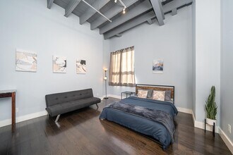 235 Orient Ave in Jersey City, NJ - Building Photo - Building Photo