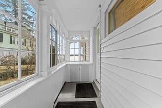 6 Davis Way in Worcester, MA - Building Photo - Building Photo