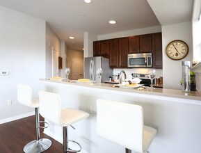 Station at Bucks County in Warminster, PA - Building Photo - Interior Photo