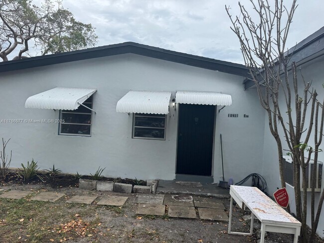 18201 NW 3rd Ave, Unit 1