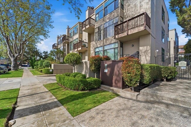 property at 11 Hayward Ave