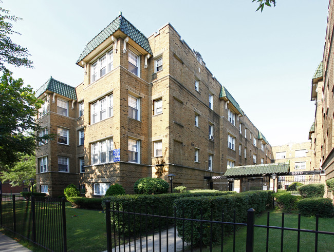 6600 Ashland in Chicago, IL - Foto de edificio - Building Photo