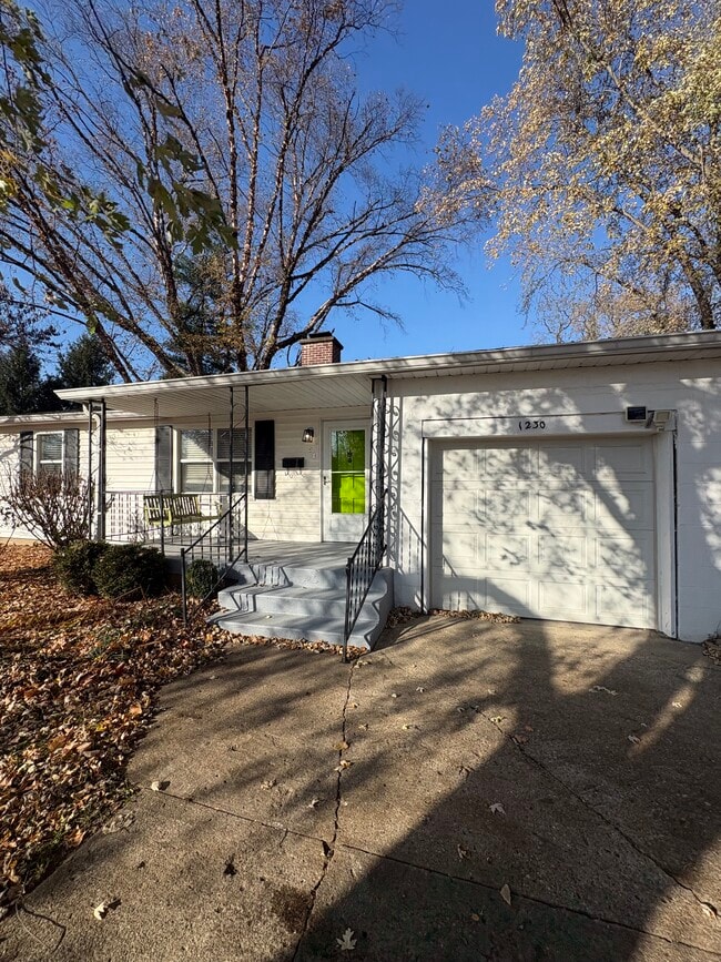 1230 E 54th St in Indianapolis, IN - Building Photo - Building Photo