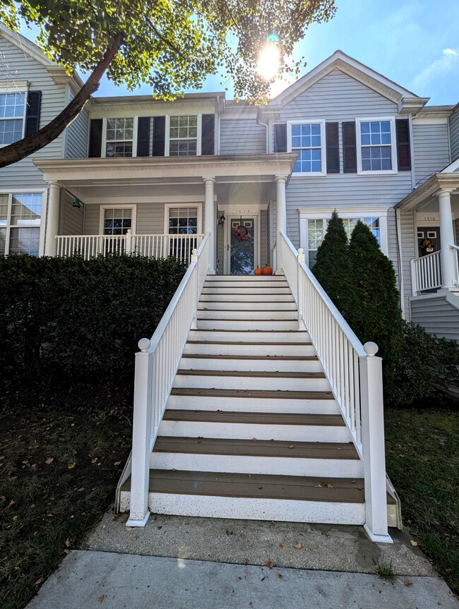1512 Danewood Ct in Crofton, MD - Building Photo - Building Photo